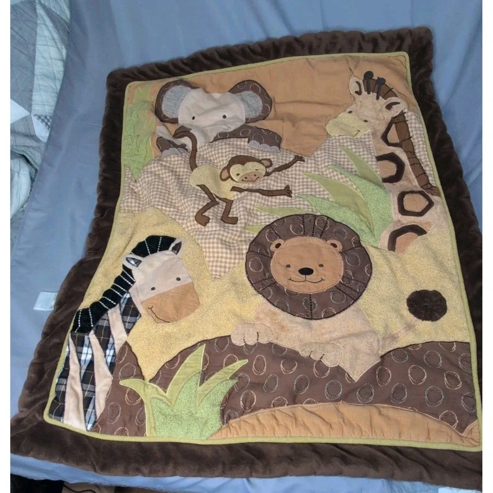 Lambs & Ivy Safari Jungle Baby Quilt‎ Crib Blanket Lion Elephant Giraffe 40x32